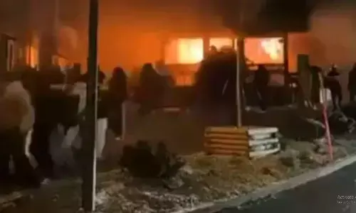 स्विट्जरलैंड के बार ब्लास्ट में शवों की पहचान करना हुआ मुश्किल, पुलिस अधिकारी ने घटना को लेकर दी सिलसिलेवार जानकारी