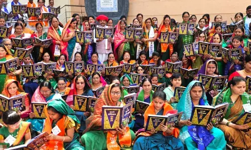 सावित्री–ज्योतिबा की काव्यरचनाओं से दूसरे अंतरराष्ट्रीय फुले फेस्टिव्हल का उद्घाटन