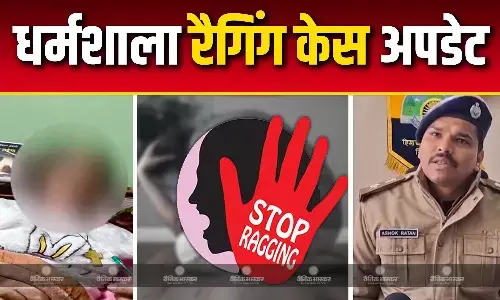 कॉलेज प्रशासन को शर्म आनी चाहिए, मृत छात्रा के पिता का छलका दुख, मां ने की आरोपियों को सजा देने की मांग