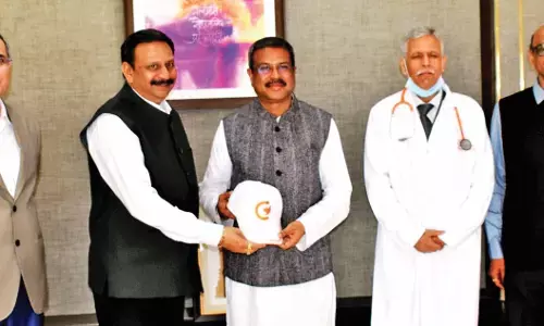 केंद्रीय शिक्षा मंत्री धर्मेंद्र प्रधान बोले - कैंसर पीड़ित बच्चों के लिए नि:शुल्क उपचार सराहनीय