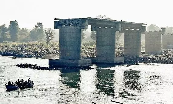 नर्मदा परिक्रमा ब्रिज के लिए 24 करोड़ और मिले नर्मदा परिक्रमा ब्रिज के लिए 24 करोड़ और मिले