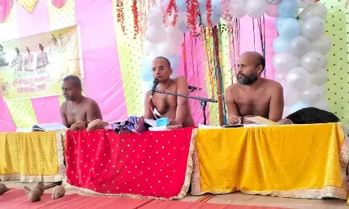 जैन मुनियों की हरदुआ खमरिया में हुई मंगल आगवानी