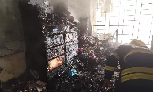 बावधन में बहुमंजिला इमारत के फ्लैट में भीषण आग