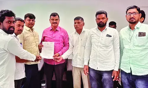 उजनी परियोजना प्रभावितों की जमीनें मूल किसानों को वापस दी जाएं उजनी परियोजना प्रभावितों की जमीनें मूल किसानों को वापस दी जाएं