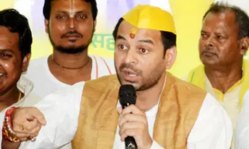 ऐसे छात्र, जो नासमझ हैं और जेएनयू का हवाला... PM मोदी के विरोध में लगे नारों पर तेज प्रताप यादव ने दी प्रतिक्रिया