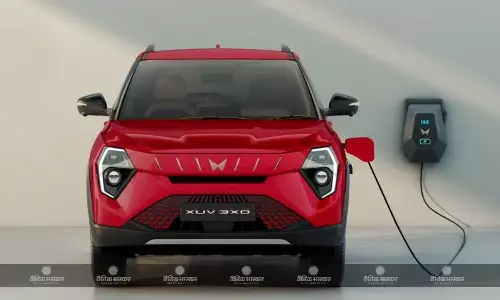 नई महिंद्रा XUV 3XO EV भारत में हुई लॉन्च, शुरुआती कीमत 13.89 लाख रुपए नई महिंद्रा XUV 3XO EV भारत में हुई लॉन्च, शुरुआती कीमत 13.89 लाख रुपए
