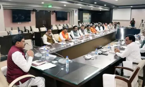 डॉ मोहन यादव सरकार का बड़ा फैसला, ग्रामीण सड़कों के नवीनीकरण व अपग्रेडेशन के लिए 10 हजार 196 करोड़ 42 लाख पर लगाई मुहर