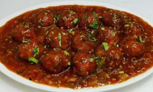 मार्केट जैसा मंचूरियन घर पर ही बनाने की है इच्छा? तो इस आसान और शानदार रेसिपी पर डालें नजर