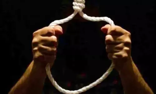 पुलिस की जांच तेज, जुटाए जा रहे तकनीकी साक्ष्य, वीडियो वायरल कर युवक की खुदकुशी का मामला पुलिस की जांच तेज, जुटाए जा रहे तकनीकी साक्ष्य, वीडियो वायरल कर युवक की खुदकुशी का मामला