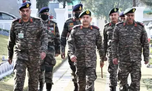 उन 88 घंटों में आपने देखा कि पारंपरिक सैन्य क्षेत्र का विस्तार... सेना प्रमख ने आतंकी कैंप को लेकर किया बड़ा खुलासा उन 88 घंटों में आपने देखा कि पारंपरिक सैन्य क्षेत्र का विस्तार... सेना प्रमख ने आतंकी कैंप को लेकर किया बड़ा खुलासा