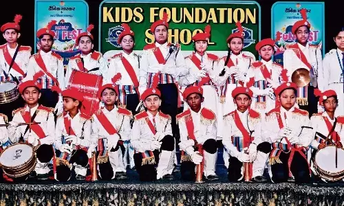 मैजिक शाे का बन रहा हर कोई दीवाना..सजी सुराें की महफिल