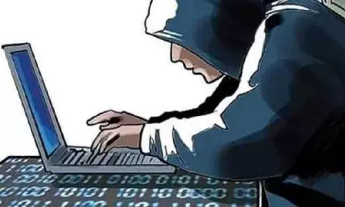 सस्ते मक्का का झांसा देकर व्यापारी से साढ़े 10 लाख की ठगी, साइबर पुलिस थाने में मामला दर्ज