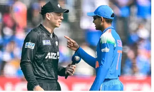 न्यूजीलैंड ने भारत को दिया 338 का टारगेट, डेरिल मिचेल और ग्लेन फिलिप्स ने ठोके शतक, भारत ने गंवाए 4 विकेट