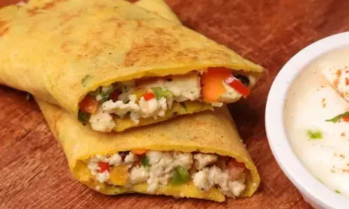 नाश्ते में बनाएं कुछ खास, इस स्टफ्ड मूंग दाल चीले को जरूर करें ट्राई, यहां देखें खास रेसिपी