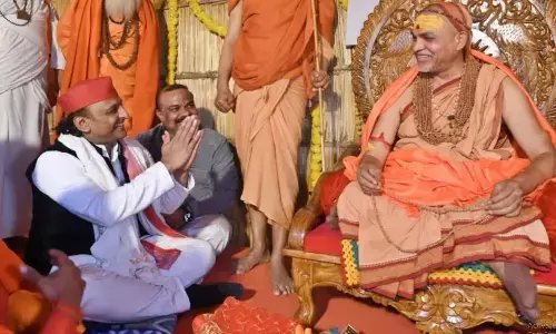 सपा प्रमुख ने स्वामी अविमुक्तेश्वरानंद से फोन पर की बात, मुलाकात को लेकर कही ये बात