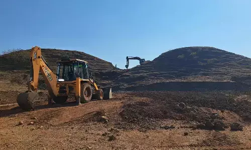 धार्मिक और पर्यावरण महत्व की मैकल पर्वतमाला का बिगाड़ा जा रहा स्वरूप