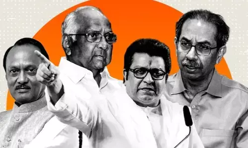 राकांपा के दोनों गुट जिला परिषद-पंचायत समिति चुनाव मिल कर लड़ेंगे, बीएमसी नतीजों के बाद 23 जनवरी को एक फिर साथ दिखेंगे ठाकरे बंधू राकांपा के दोनों गुट जिला परिषद-पंचायत समिति चुनाव मिल कर लड़ेंगे, बीएमसी नतीजों के बाद 23 जनवरी को एक फिर साथ दिखेंगे ठाकरे बंधू