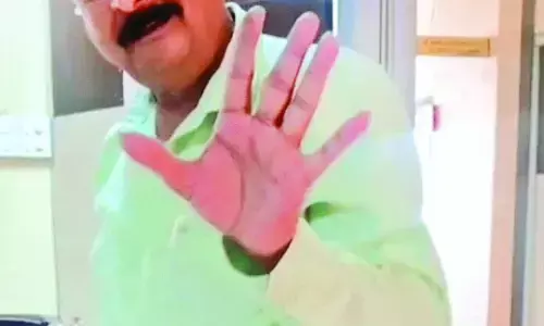 शौक के लिए नौकरी करता हूं मैं किसी के बाप से नहीं डरता