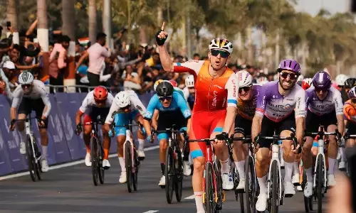 बजाज पुणे ग्रैंड टूर 2026: स्टेज-3 में कैमरन स्कॉट विजेता