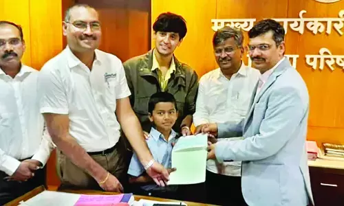 चौथी कक्षा का शिवम खरपुडे बना सिम्यूसॉफ्ट कंपनी का किड ब्रांड एम्बेसडर चौथी कक्षा का शिवम खरपुडे बना सिम्यूसॉफ्ट कंपनी का किड ब्रांड एम्बेसडर