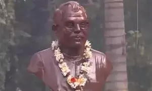 बिहार CM नीतीश कुमार समेत कई नेताओं ने पूर्व मुख्यमंत्री और भारत रत्न कर्पूरी ठाकुर को श्रद्धांजलि अर्पित की