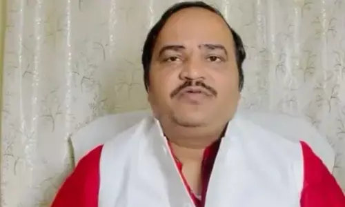 शिवसेना (यूबीटी) नेता आनंद दुबे ने बीजेपी पर कसा तंज, कहा - तमिलनाडु में खुद के दम पर कुछ नहीं कर सकती भाजपा