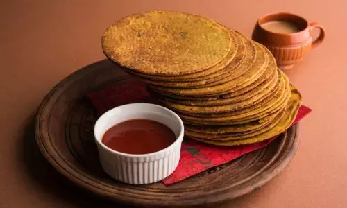 बिना आटे और मशीन के तैयार करें क्रिस्पी खाखरा, टेस्ट में बेस्ट