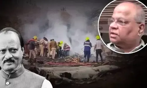 वीएसआर एविएशन के मालिक विजय कुमार सिंह ने कहा - विमान में नहीं थी कोई तकनीकी खराबी वीएसआर एविएशन के मालिक विजय कुमार सिंह ने कहा - विमान में नहीं थी कोई तकनीकी खराबी