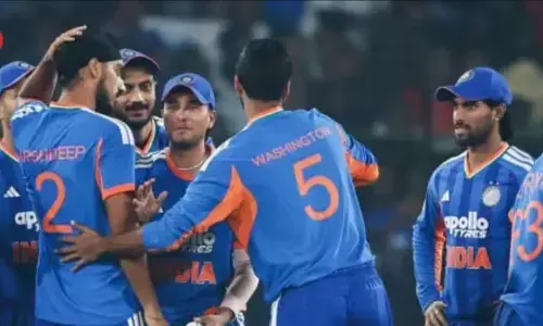 टी20 वर्ल्डकप से पहले टीम इंडिया के लिए आई बुरी खबर, चोट के चलते टीम से बाहर हो सकता है ये स्टार ऑलराउंडर टी20 वर्ल्डकप से पहले टीम इंडिया के लिए आई बुरी खबर, चोट के चलते टीम से बाहर हो सकता है ये स्टार ऑलराउंडर