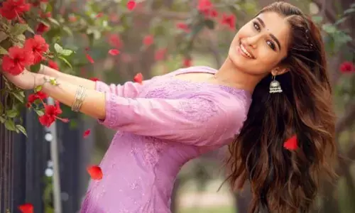 तेलुगु सिनेमा में डेब्यू करने जा रही हैं रवीना टंडन की बेटी राशा, फिल्म श्रीनिवास मंगापुरम में महेश बाबू के भतीजे संग आएंगी नजर