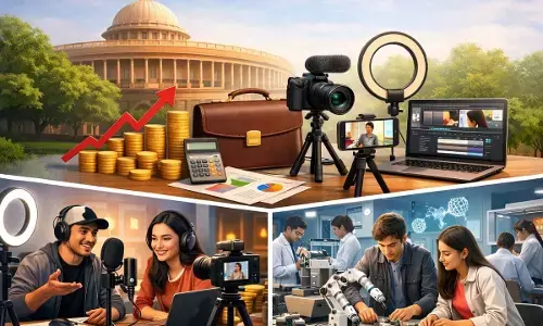 अब लैब में तैयार होंगे कंटेंट क्रिएटर, ऑरेंज इकोनॉमी को विशेष बढ़ावा, 15 हजार सेकेंडरी स्कूलों और 500 कॉलेजों में होगी शुरुआत