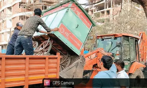 फुटपाथ से अतिक्रमण हटाने के लिए 15 टीमों का गठन