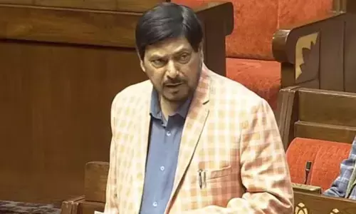 राष्ट्रपति अभिभाषण प्रस्ताव के दौरान केंद्रीय मंत्री ने दिया बड़ा बयान, कांग्रेस और बीजेपी की इस प्रकार की तुलना