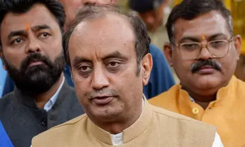 ममता सरकार के बजट पर BJP सांसद सुधांशु त्रिवेदी का तीखा हमला, कांग्रेस को भी लिया आड़े हाथ