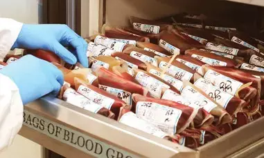 मेयो में खून का खेल : स्टॉक भरपूर परिजन बाहर से लाने को मजबूर