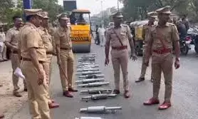 अवैध साइलेंसर वाली बुलेट जब्त, गेराज संचालक पर मामला दर्ज