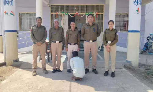 दुष्कर्म के आरोपी को पुलिस ने किया गिरफ्तार, भेजा गया जेल दुष्कर्म के आरोपी को पुलिस ने किया गिरफ्तार, भेजा गया जेल
