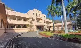 आई.एल.एस. लॉ कॉलेज फीस शिकायत 60 दिनों में निपटाएं राज्य प्राधिकारी