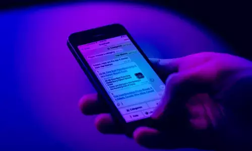 सोशल मीडिया पर स्टोरी पोस्ट को लेकर दो गुट में जोरदार झड़प, एक की मौत - दो गंभीर रूप से घायल