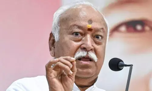 औसतन तीन बच्चे होते हैं, उनका समाज भविष्य में खत्म मोहन भागवत ने तीन बच्चे पैदा करने को लेकर दिया बड़ा बयान