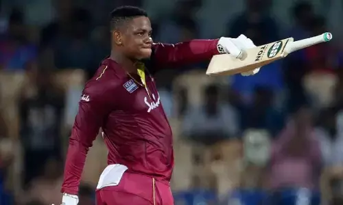 जिम्बाब्वे के खिलाफ वेस्टइंडीज की धमाकेदार बैटिंग, बना डाला वर्ल्डकप का दूसरा बड़ा टोटल