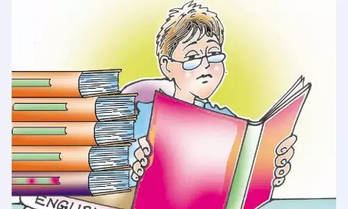 ड्राॅइंग-डिजाइन के साथ कक्षा 11वीं की परीक्षाएं भी हुईं शुरू