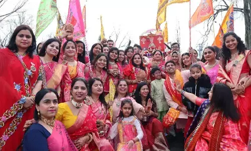 पेंसिल्वेनिया में तीसरे भव्य फागुन महोत्सव ने बढ़ाई सनातन की चमक पेंसिल्वेनिया में तीसरे भव्य फागुन महोत्सव ने बढ़ाई सनातन की चमक