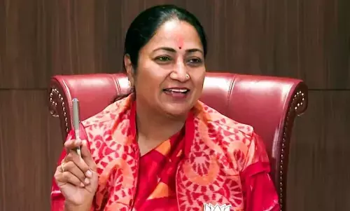 होली के मौके पर रेखा गुप्ता सरकार का बड़ा फैसला, फ्री में मिलेगा LPG सिलेंडर, बैंक अकाउंट में आएंगे इतने रुपये