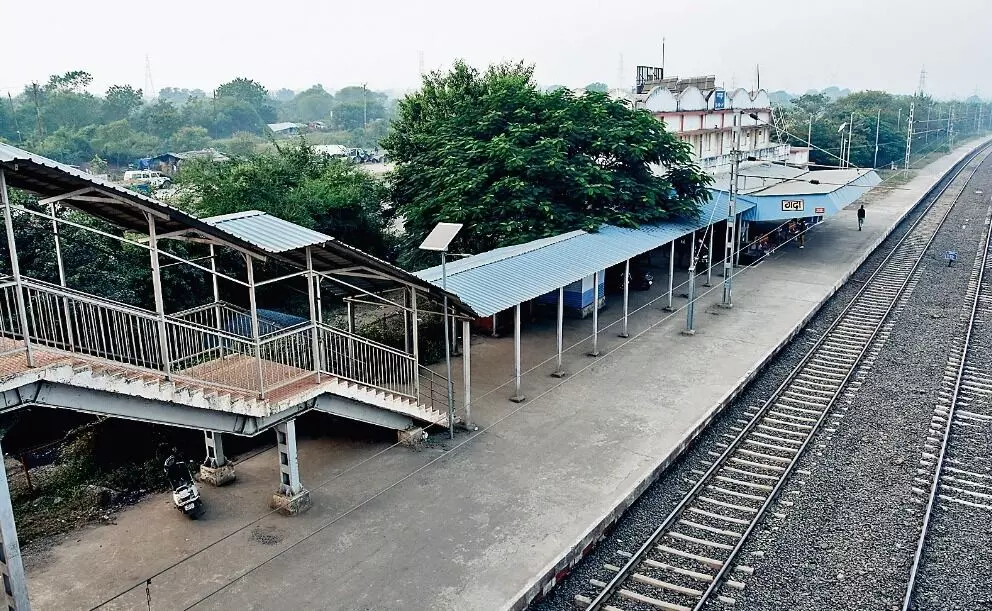 दोहरीकरण से यूपी, एमपी और महाराष्ट्र के लिए मिलेगी तेज कनेक्टिविटी, नया कॉरिडोर मिलेगा दोहरीकरण से यूपी, एमपी और महाराष्ट्र के लिए मिलेगी तेज कनेक्टिविटी, नया कॉरिडोर मिलेगा