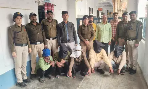 चलती ट्रेन में मुसाफिरों से लूट और चोरी करने वाली गैंग पकड़ाई