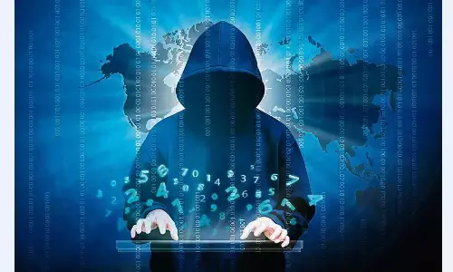 किराएदार डाॅक्टर ने महिला को लगा दी 10 लाख रुपए की चपत