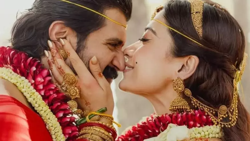 Rashmika-Vijay Wedding: शादी के बंधन में बंधे 'कॉमरेड्स', धोती पहने हुए विजय और रश्मिका ने लिए सात फेरे | rashmika mandanna vijay deverakonda wedding virosh wedding photos rashmika mandanna ...