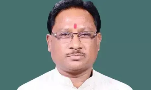 वीर सावरकर की पुण्यतिथि पर मुख्यमंत्री विष्णुदेव साय ने अर्पित की श्रद्धांजलि वीर सावरकर की पुण्यतिथि पर मुख्यमंत्री विष्णुदेव साय ने अर्पित की श्रद्धांजलि