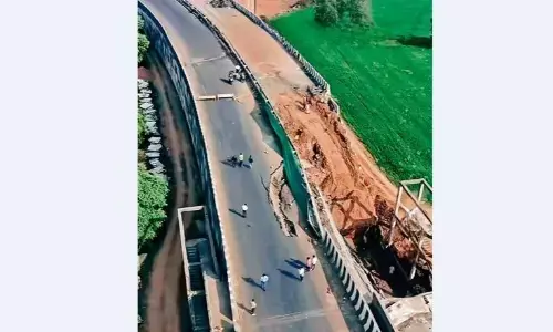 भोपाल रोड- ढहा ब्रिज नया बनाने के साथ रोड भी सुधारनी होगी भोपाल रोड- ढहा ब्रिज नया बनाने के साथ रोड भी सुधारनी होगी